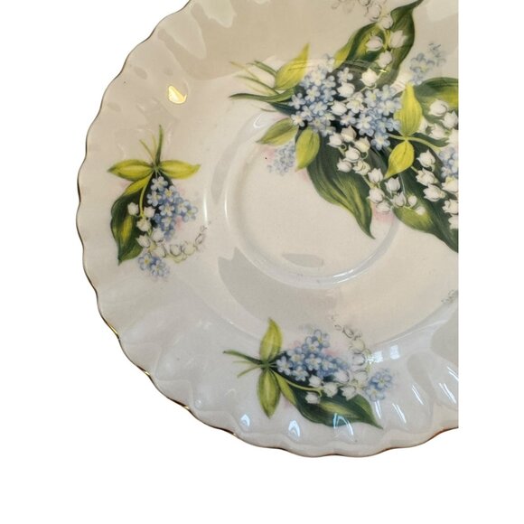 1 Vintage Royal Sutherland Lily Of The Valley Fine Bone China Saucer - Picture 3 of 6